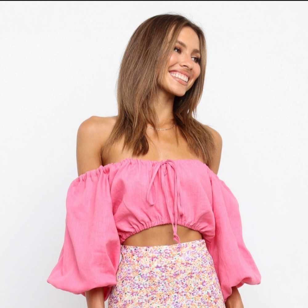 Petal & Pup- pink crop top size 12